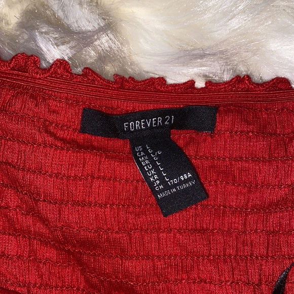 Red Off the Shoulder Forever 21 Smocked Tee Size L - Picture 2 of 3